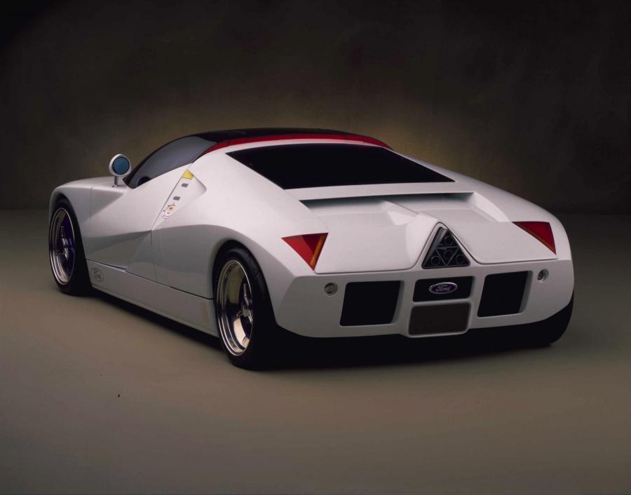  Ford GT90 Concept 1995 года  (фото 11 из 16)